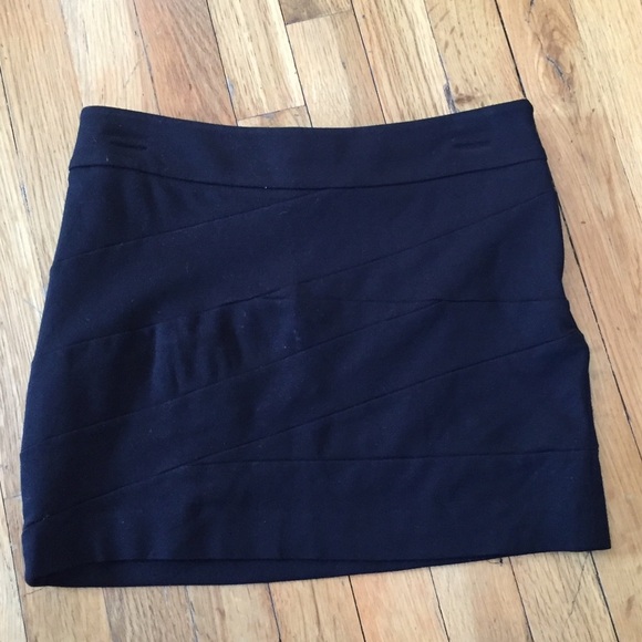Express Black Mini Skirt Sz 00 - Picture 1 of 2